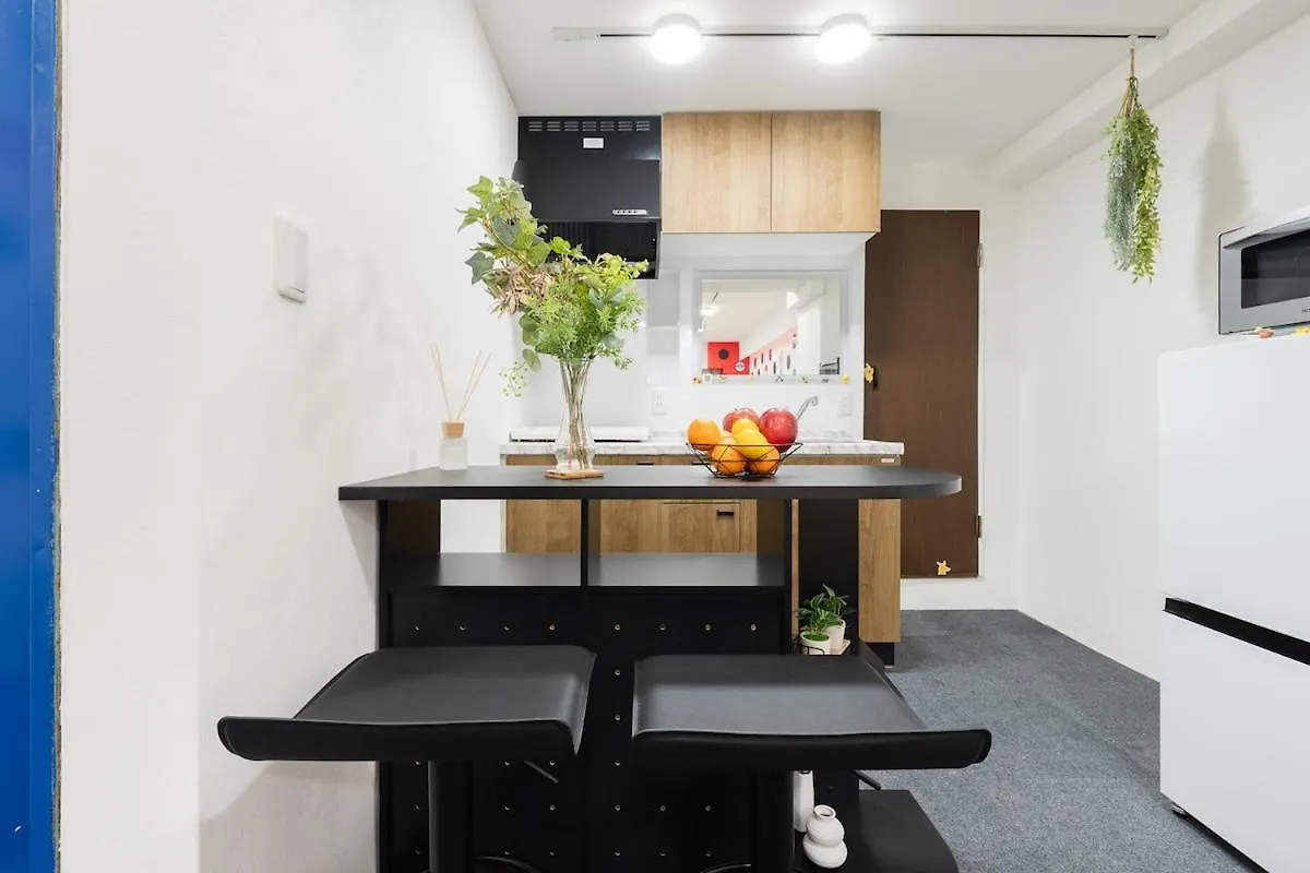 Akihabara Area! Direct To Shibuya, Narita, Haneda Tokyo Apartment